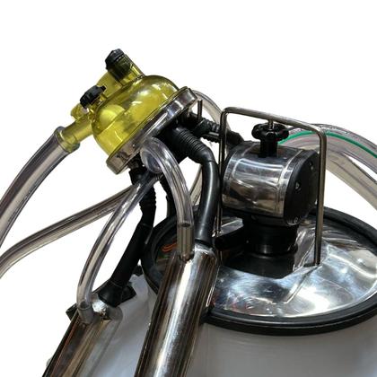 Imagem de Ordenhadeira Mecanica BV 600 litros, motor 2 cv, com 3 conjuntos de ordenha