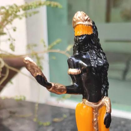 Imagem de Orixás Da Umbanda Em Resina 15 Cm Com Porta Vela