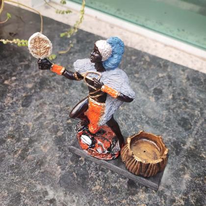 Imagem de Orixás Da Umbanda Em Resina 15 Cm Com Porta Vela