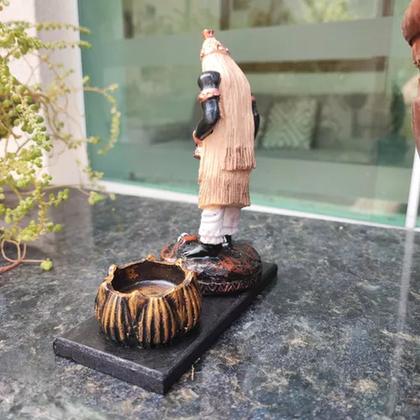 Imagem de Orixás Da Umbanda Em Resina 15 Cm Com Porta Vela