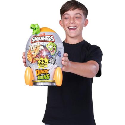 Imagem de Ovo Smashers Dino vs Aliens Triceratops Verde 25 Surpresas - Fun