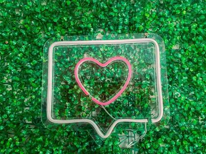 Imagem de Painel Neon Led Like Curtir Instagram Branco E  Rosa 30 Cm