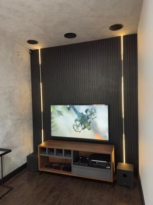 Imagem de Painel Ripado Versátil 03 unid. 2,70m x 27cm larg.