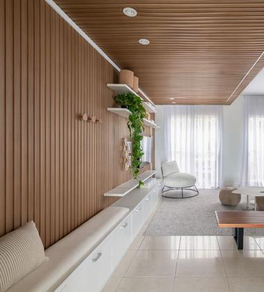 Imagem de Painel Ripado Versátil (2,70m altura x 1,10m largura)