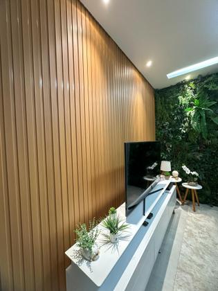 Imagem de Painel Ripado Versátil 270x108cm larg.