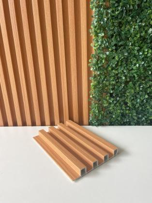 Imagem de Painel Ripado WPC revestido com filme, 2,90m x 0,16m e2,4cm
