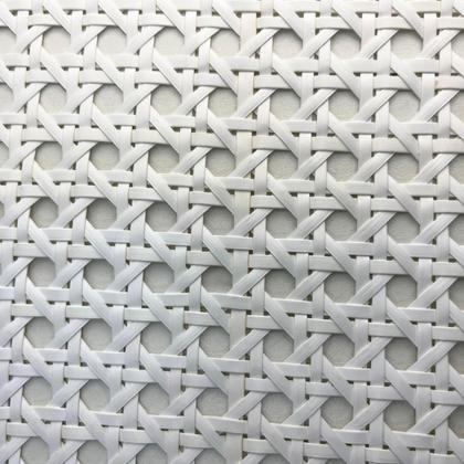 Imagem de Palha Indiana Sintética Sextavada Rattan Preta Branca 5mtX50