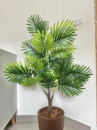Imagem de Palmeira Árvore Artificial Com Vaso Polietileno Completo