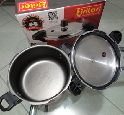 Imagem de Panela de pressão fechamento externo 3 litro grafite c/alça eirilar.