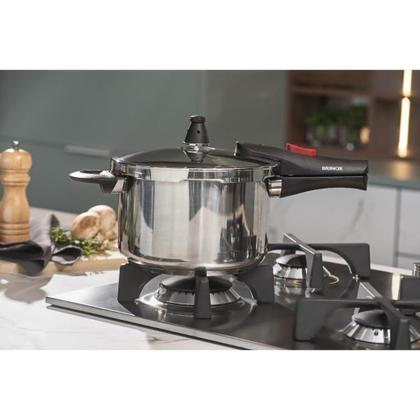 Imagem de Panela de Pressão Inox Brinox Ultra com Fundo Triplo 4 Litros Ø20 cm com 4 Dispostivos de Segurança