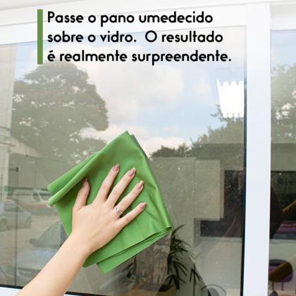 Imagem de Pano Mágico Limpa Vidros Ákora Original  Poliéster e Poliamida Limpando Fácil Só com Água