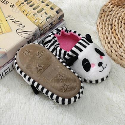 Imagem de Pantufa Infantil Antiderrapante Menina Panda Pelo Inverno