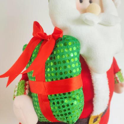 Imagem de Papai Noel Retrátil Segurando Presente 100cm Enfeite de Natal Azevinho.