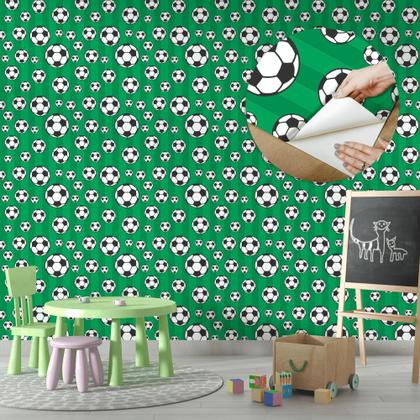 Imagem de Papel De Parede Adesivo Lavável Infantil Menino Bolas de Futebol Fundo Verde