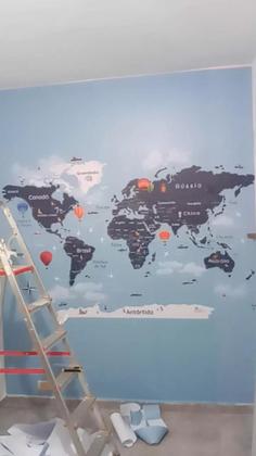 Imagem de Papel de Parede Mapa Mundi Infantil de Balões  tons de azul