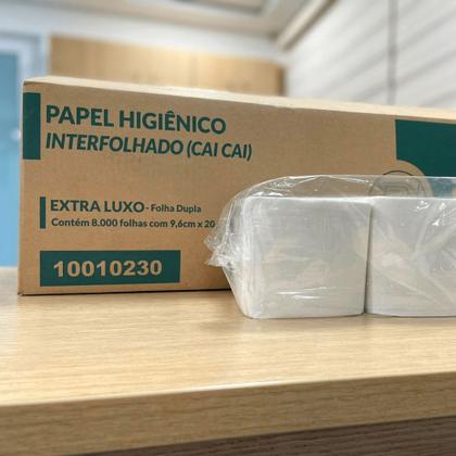 Imagem de Papel Higiênico Interfolhado Cai-Cai folha Dupla Ipel Indaial com 8.000 folhas Mais higiene e economia em cada folha para banheiros de alta demanda.