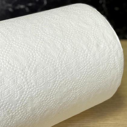 Imagem de Papel toalha Bobina 100% celulose 24g Delicatto 6 rolos de 200 metros