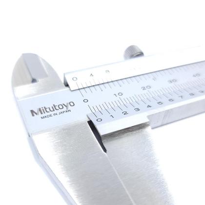 Imagem de Paquímetro Analógico Universal 200mm/8"  0,05mm/ 1/128  Mitutoyo 530-114