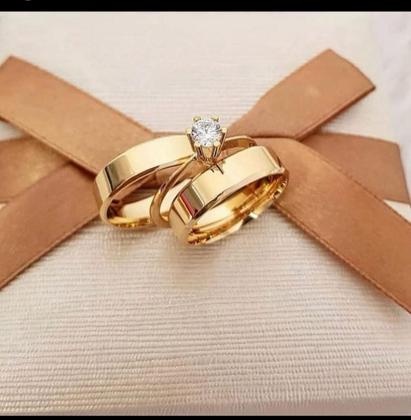Imagem de Par de Alianças de Ouro 18k Laterais Chanfradas 3mm. SOLITARIO DE PRESENTE. ENVIE MENSAGEM PELO CHAT PARA INFORMAR A NUMERAÇÃO E GRAVAÇÃO