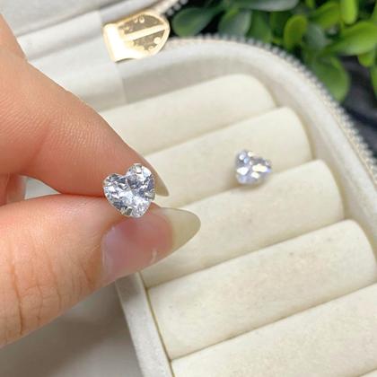 Imagem de Par De Brinco Coração Prata 925 Legítima Pedra Zircônia 7mm