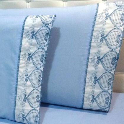 Imagem de Par de Fronhas 90 X 50 com Barrado Bordado Richilieu 100% Algodão 200 Fios