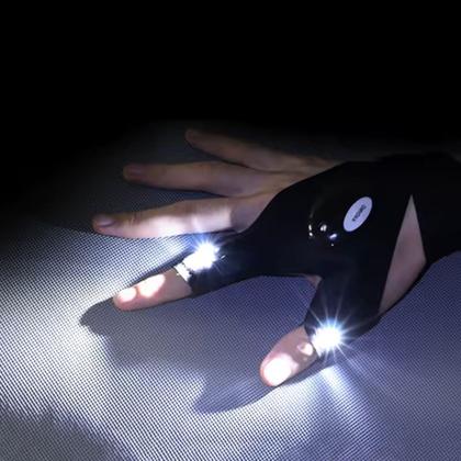 Imagem de Par de Luvas com LED Recarregável para Atividades Noturnas