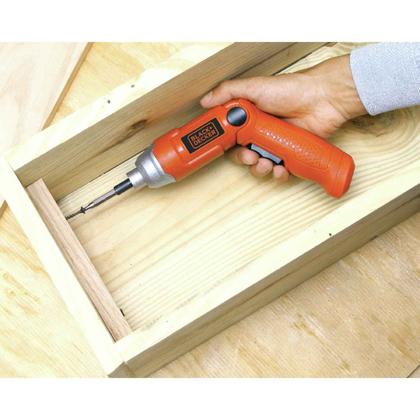 Imagem de Parafusadeira Angular À Bateria 1/4 3,6v Black Decker + Carregador 9036-Br