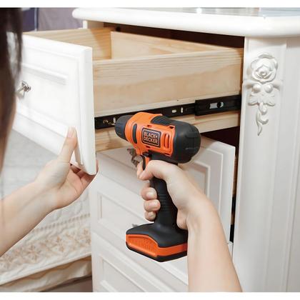 Imagem de Parafusadeira Black+Decker LD12S-BR 12V Lithium