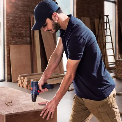 Imagem de Parafusadeira e Furadeira GSR 120-LI com 1 Bateria 12V Bivolt e Maleta BOSCH