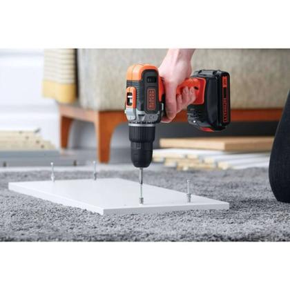 Imagem de Parafusadeira Furadeira 20V Bivolt com Maleta e 80 Acessórios - BCD704C1KA-BR - Black+Decker