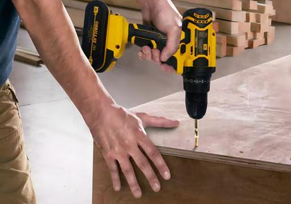 Imagem de Parafusadeira Furadeira De Impacto 21v 3/8 2 Baterias Maleta