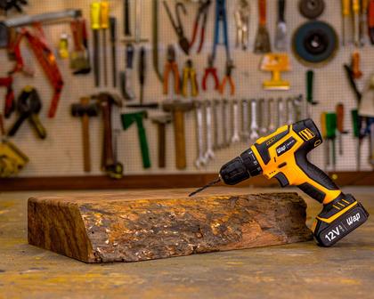 Imagem de Parafusadeira Furadeira Sem Fio 12v 12k3 Mandril 10mm Broca Maleta Wap