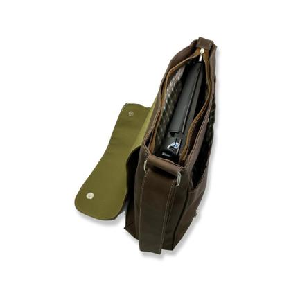 Imagem de Pasta Bolsa Carteiro  Executiva Notebook Transversal Couro Reforçada