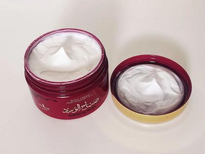 Imagem de Pasta Creme Perfumado Isabelle La Belle Fragrâncias Luxo Sabah 200ml