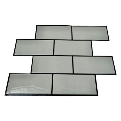 Imagem de Pastilha Adesiva Resinada Metrô Cinza com Rejunte Preto - 38,5cm x 29,5cm