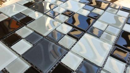 Imagem de Pastilha de Vidro K2412 - MISCELANEA CRISTAL PRETA 29,7x29,7cm