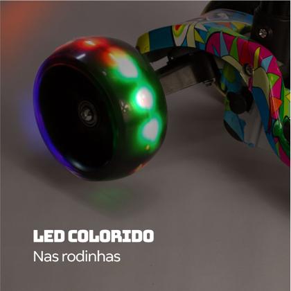 Imagem de Patinete Infantil 3 Rodas Dobrável Com Led Conect Brinq Bv0011 Brinquedo Para Crianças Estável, Seguro E Divertido Colorido