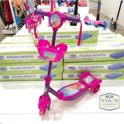 Patinete Infantil Menina 3 Rodas Ajustável Até 35kg Luz Som - DM Toys Imagem de Patinete Infantil Menina 3 Rodas Ajustável Até 35kg Luz Som