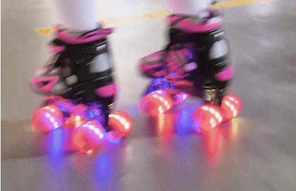 Imagem de Patins Traxart Flash Quad Infantil - Rodas LED - 54mm
