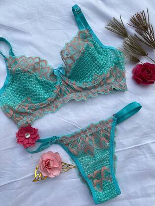 Imagem de Peças íntimas feminina-sem bojo-lingerie-sutia de renda