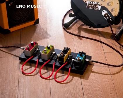 Imagem de Pedaleira ENO MUSIC 14 Mini para efeitos de guitarra com acessórios