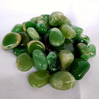 Imagem de Pedra Quartzo Verde Rolada Até 2cm Cristal Natural da Saúde e Cura Física - Hadu Esotéricos e Religiosos