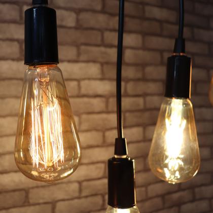 Imagem de Pendente Trilho Estilo Industrial Moderno para 3 lâmpadas