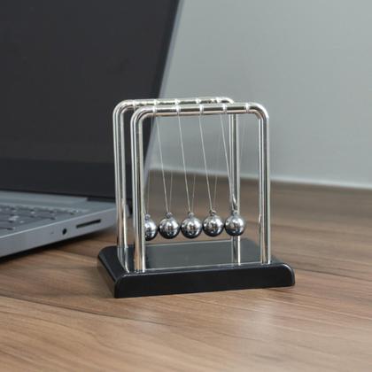 Imagem de Pêndulo de Newton 9cm 5 Esferas Decoração Mesa