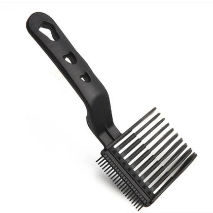 Imagem de Pente Curvo Profissional Auxiliador para Degradê com Design Ergonômico e Dentes Arredondados