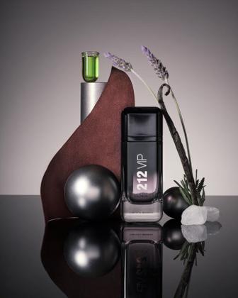 Perfume Carolina Herrera 212 Vip Black Eau De Parfum 100ml