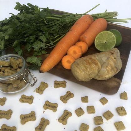 Imagem de Petisco de Frango, Cenoura e Salsa