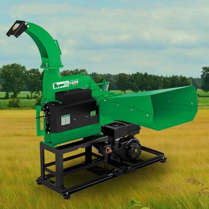 Imagem de Picadeira Ensiladeira Trapp ES-650G 17HP Gasolina Trapp -Alta Potência Processamento de Forragens