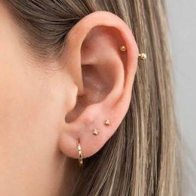 Imagem de Piercing de Orelha Reto Bolinha Ouro 18k - 0.28