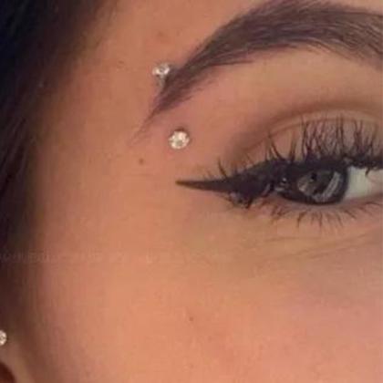 Imagem de Piercing sobrancelha umbigo labio com zircônia aço cirurgico